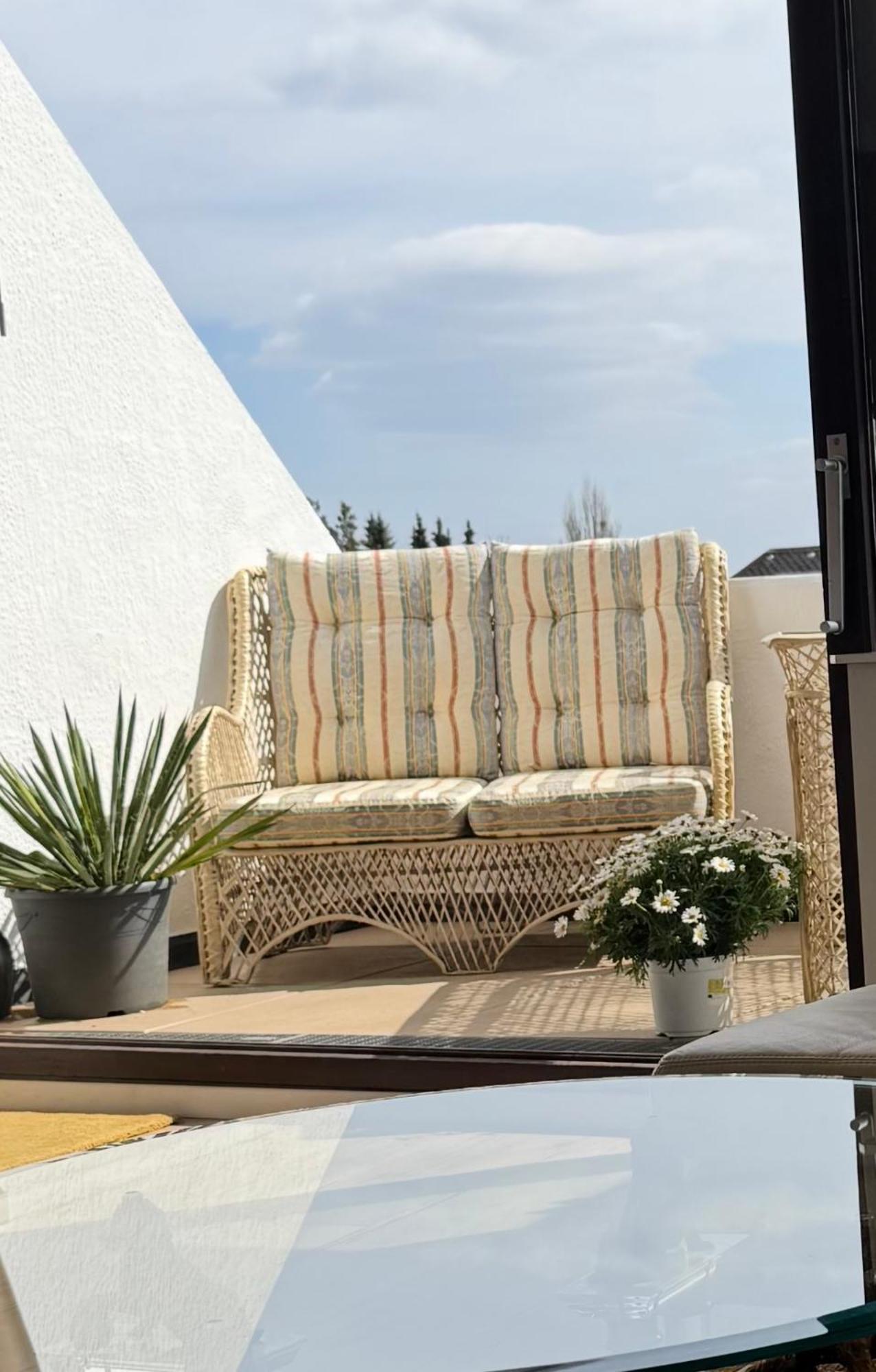 Tiffany'S Ferienapartments Sind Alles, Ausser... Gewoehnlich!!! Timmendorfer Strand Luaran gambar